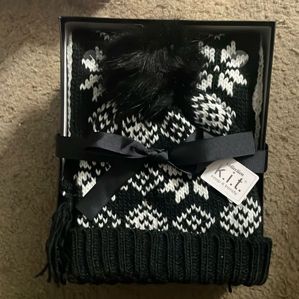 Scarf & Hat Set